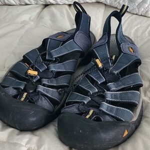 Keen Men's Athletic Shoes - Black and Gray